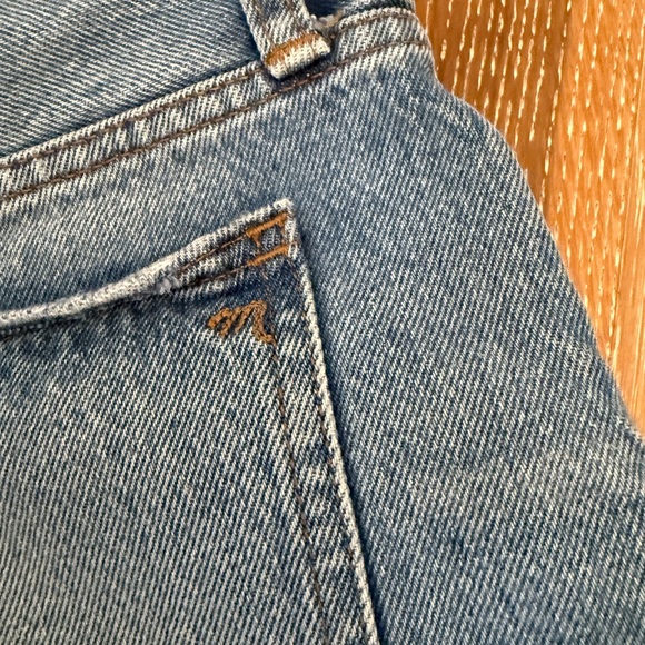 Madewell Women's Size 27 Blue Distressed Relaxed Denim Shorts - Picture 10 of 13